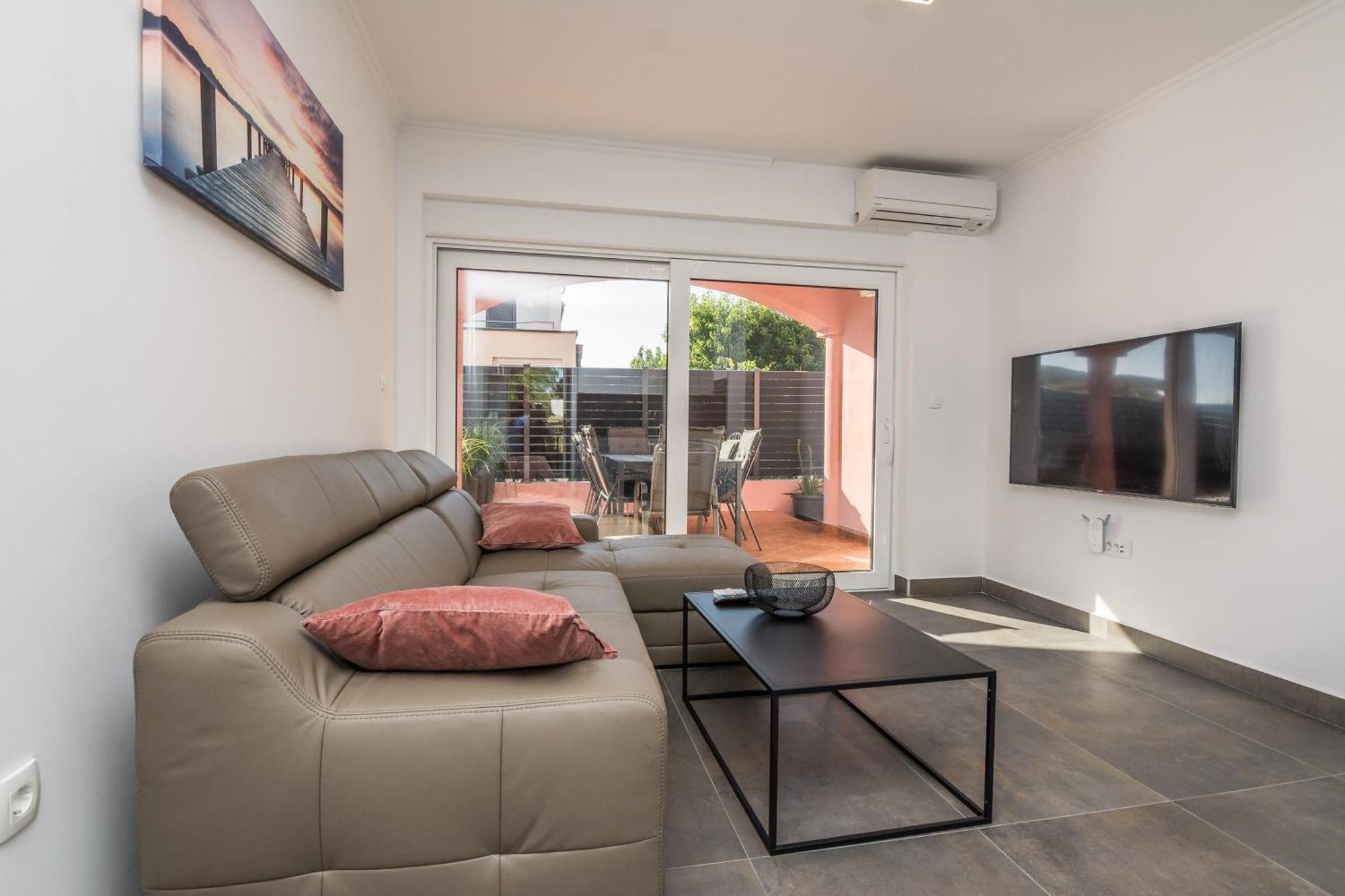 פריבלאקה Apartments Trogrlic מראה חיצוני תמונה