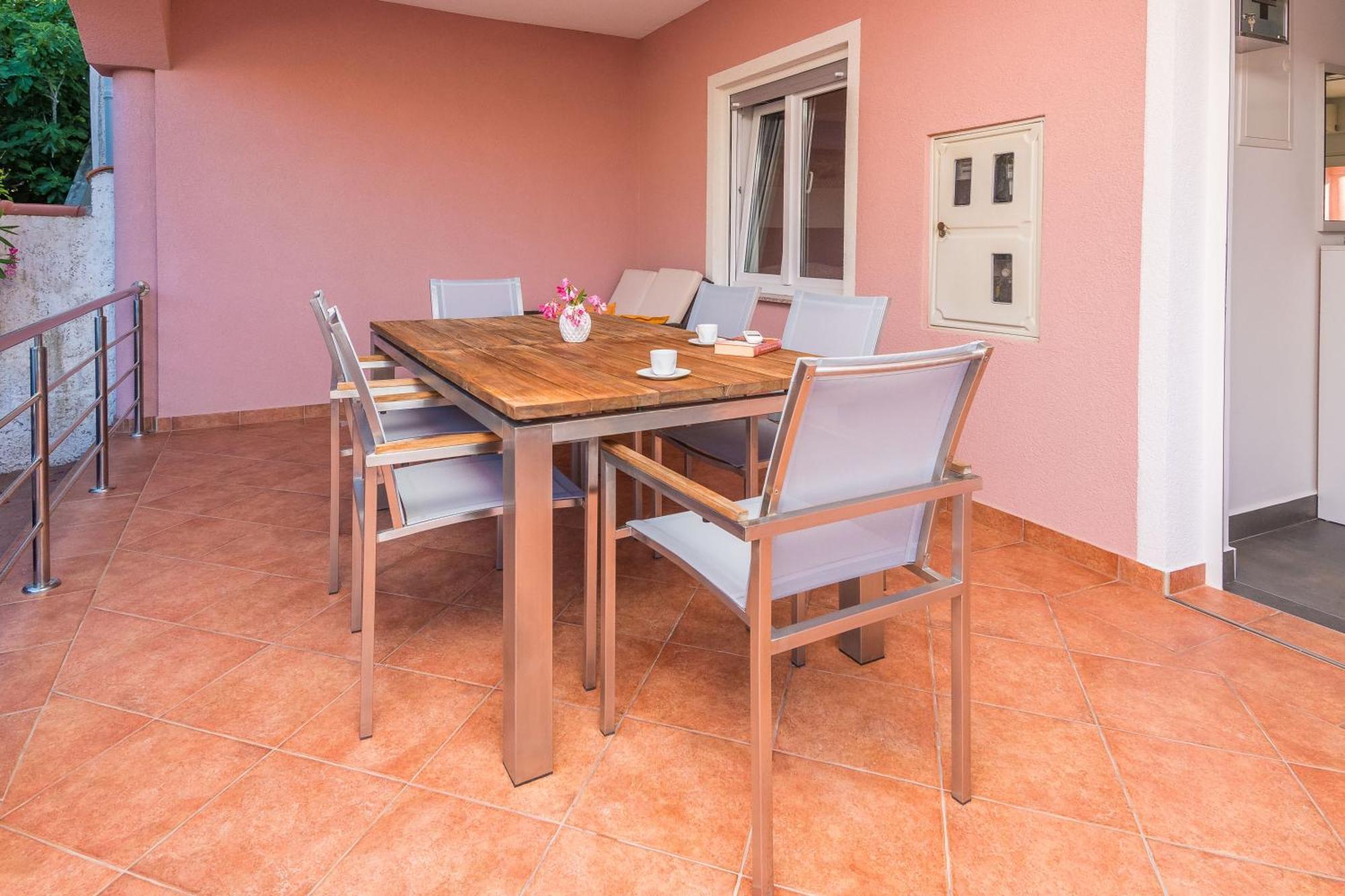 פריבלאקה Apartments Trogrlic מראה חיצוני תמונה