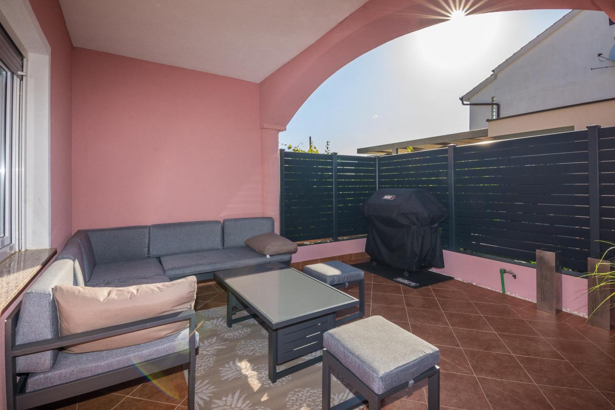 פריבלאקה Apartments Trogrlic מראה חיצוני תמונה