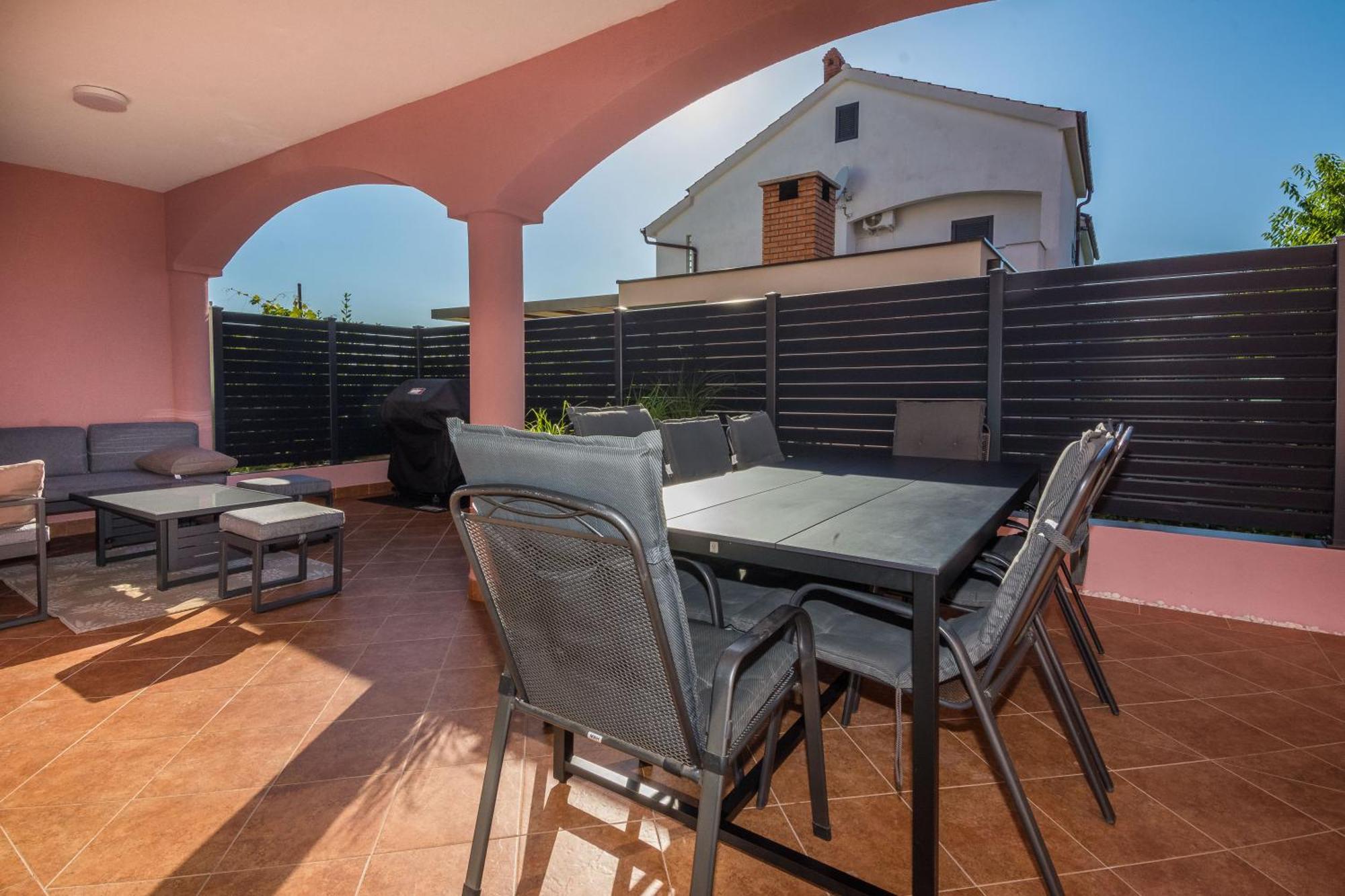 פריבלאקה Apartments Trogrlic מראה חיצוני תמונה